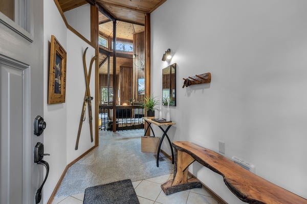 Diamond Peak 7- Entry