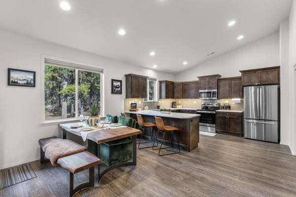 Indio Getaway-  Kitchen Dining Area