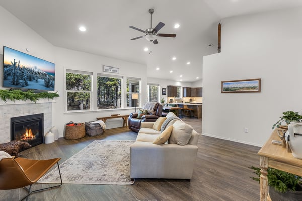 Indio Getaway- Open Floor plan